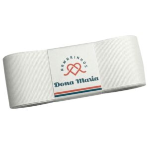 Peça de fita de gorgurão Yama na cor Branco 029, com textura canelada. Título: