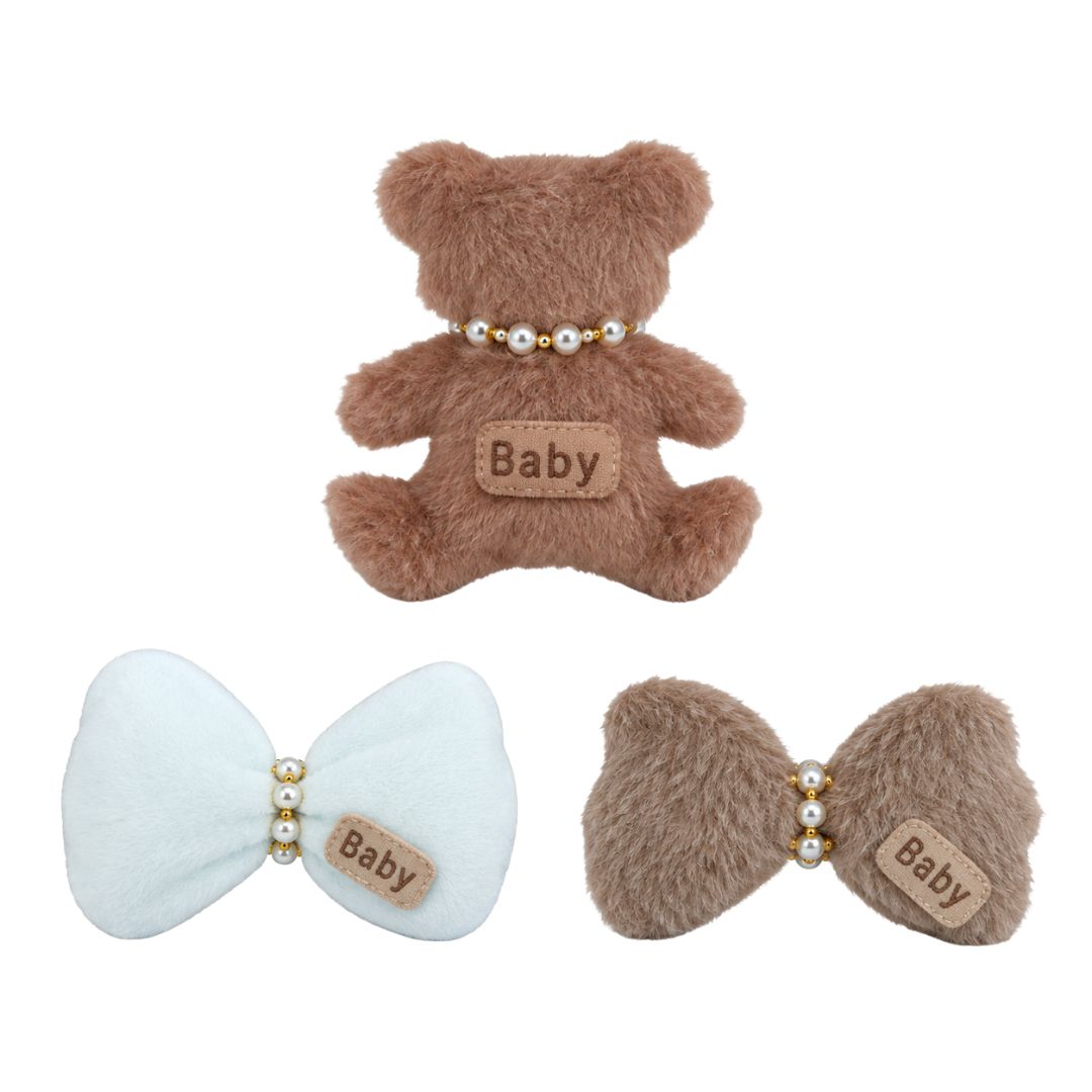 apliques-pelucia-baby-armarinhos-dona-maria.jpg Apliques de pelúcia com urso marrom e laços nas cores branca e marrom, decorados com pérolas e etiqueta Baby.